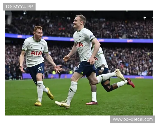 曼联对阵热刺历史交锋，热刺六场不败